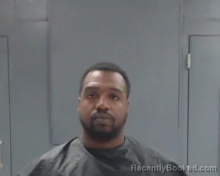 Mugshot of DARRIUS ARKEITH BROWN