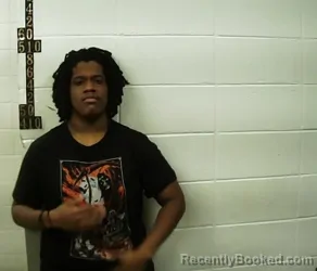 Mugshot of KENDIS SUMLING