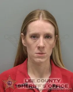 Mugshot of HOPE LORRAINE DILLON