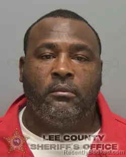 Mugshot of MEENYUS DECENTA MILLER