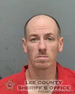 Mugshot of THOMAS CARL ULLOM