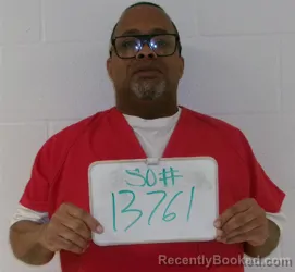 Mugshot of DUNCAN TODD DAVIS