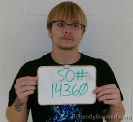 Mugshot of WAYLAN TRAVIS MRAZ