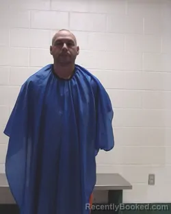 Mugshot of MOISES TORRES