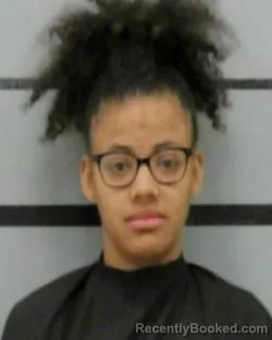 Mugshot of AALIYAH BRACKENS