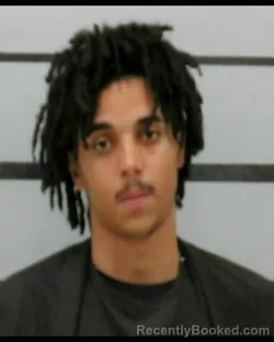 Mugshot of DEARRIUS KYE JORDAN-DAVIS