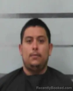 Mugshot of OSCAR VALERA-PEREZ