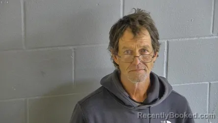 Mugshot of DOUGLAS LEE MAUND