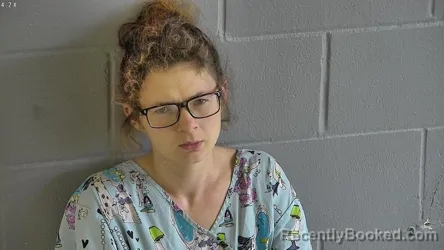 Mugshot of SARA LYNN KNIGHT