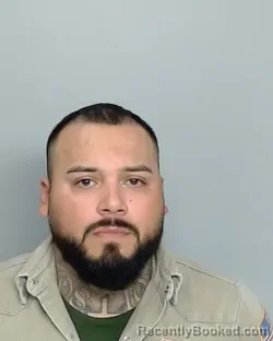 Mugshot of LUIS REYNA-MONTOYA