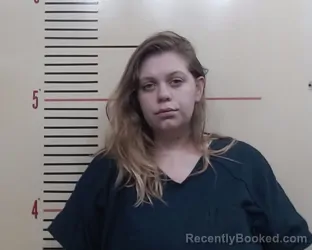 Mugshot of SAVANHA MARIE LINDERMAN