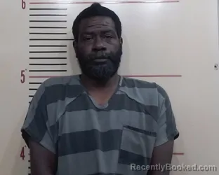 Mugshot of Roberto Leopoldo Midgett