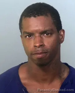 Mugshot of MAREESE DWAYNE SMITH