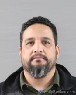 Mugshot of OMAR LOPEZ