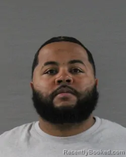 Mugshot of DONDRE SHAQ ARAGON