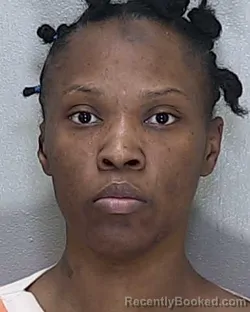 Mugshot of KEYONA DAVIS