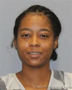 Mugshot of LAKEVIA CORONA