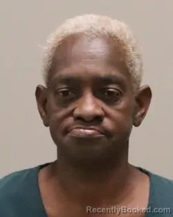 Mugshot of ANGELA SMITH PETTWAY