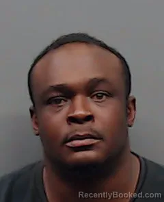 Mugshot of COURTNEY LAMAR RICHMOND