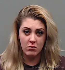 Mugshot of LAUREN MARIE SIMMONS