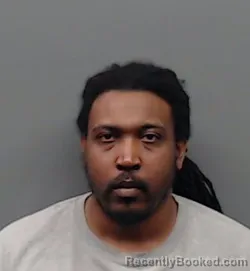 Mugshot of DERRICK VINCENT HAMPTON