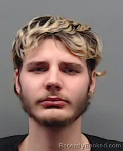 Mugshot of KRISTOPHER SANDERS