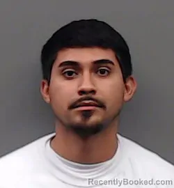 Mugshot of CESAR ALEJANDRO HERNANDEZ