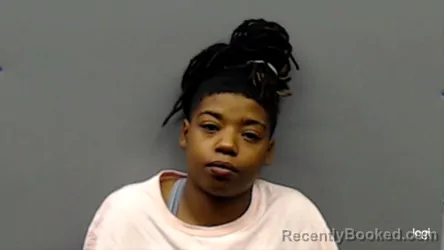 Mugshot of DESIREE SHANAI RICHARD