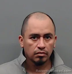 Mugshot of JULIO CESAR SEGURA