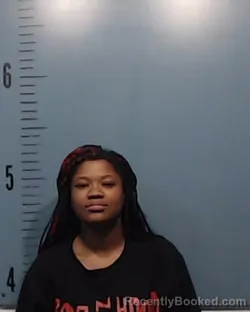 Mugshot of Iyone Ziayree Alashanik Beaver