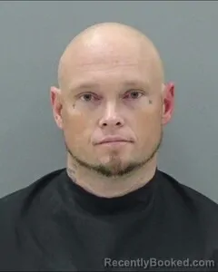 Mugshot of JOHNNY HOLLOWELL