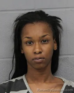Mugshot of SERENA AUSTIN
