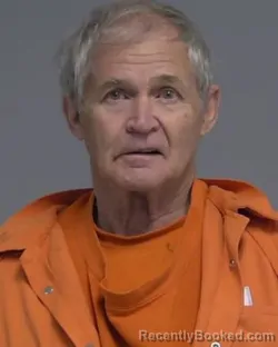 Mugshot of RAYMOND GLEN VOLL