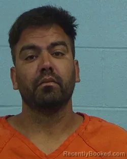 Mugshot of Herney Leon Lopez