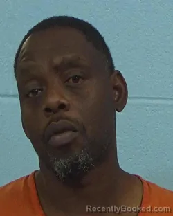 Mugshot of Christopher Lamont Davis