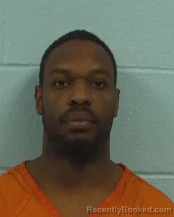 Mugshot of Laravis Johnte Blunson