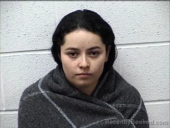 Mugshot of DEYNI ODALIS ESPINOZA-HERNANDEZ