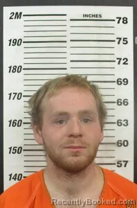 Mugshot of DYLAN D FOOTE