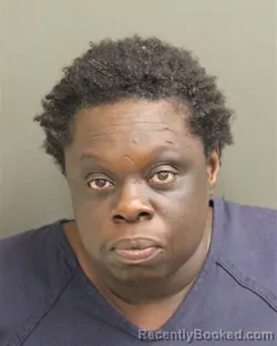 Mugshot of AYISHA LYNN HOLLOWAY