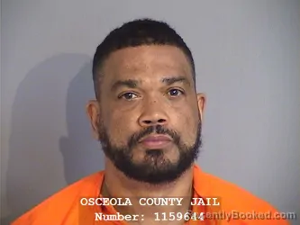 Mugshot of JUAN E ALVAREZ