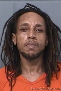 Mugshot of ERICK DEANDRE WASHINGTON