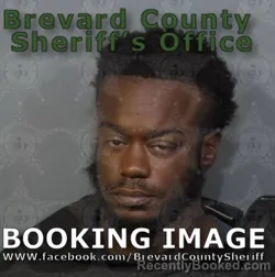 Mugshot of MARTRAVIUS DE SHAWN BLAKE