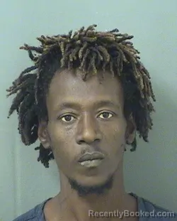 Mugshot of CARLMANDO PHIDELUS