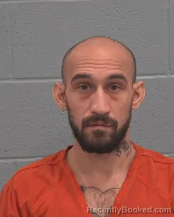 Mugshot of DAMEON LUIS TORRES