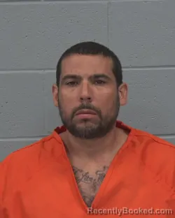 Mugshot of JOSE LUIS MARTINEZ