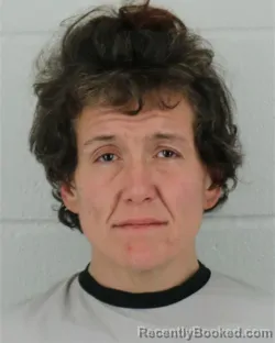 Mugshot of KIMBERLEE RAE GOLDEN