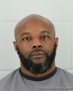 Mugshot of JOSEPH MAURICE FLOYD