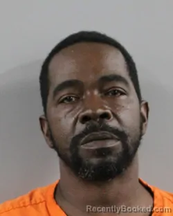 Mugshot of WARREN THOMAS