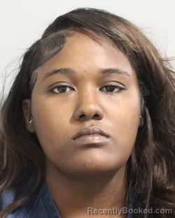 Mugshot of DAYVEAUNA JENNINGS