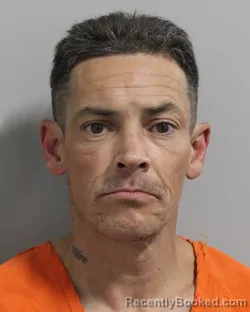 Mugshot of LEONARD SIQUEIDO